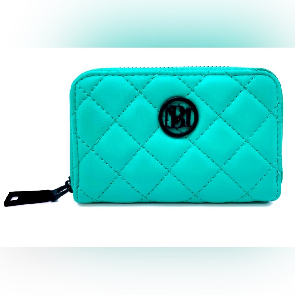 Badgley Mischka Gorgeous Green Quilted Coin Wallet with Black Hardware